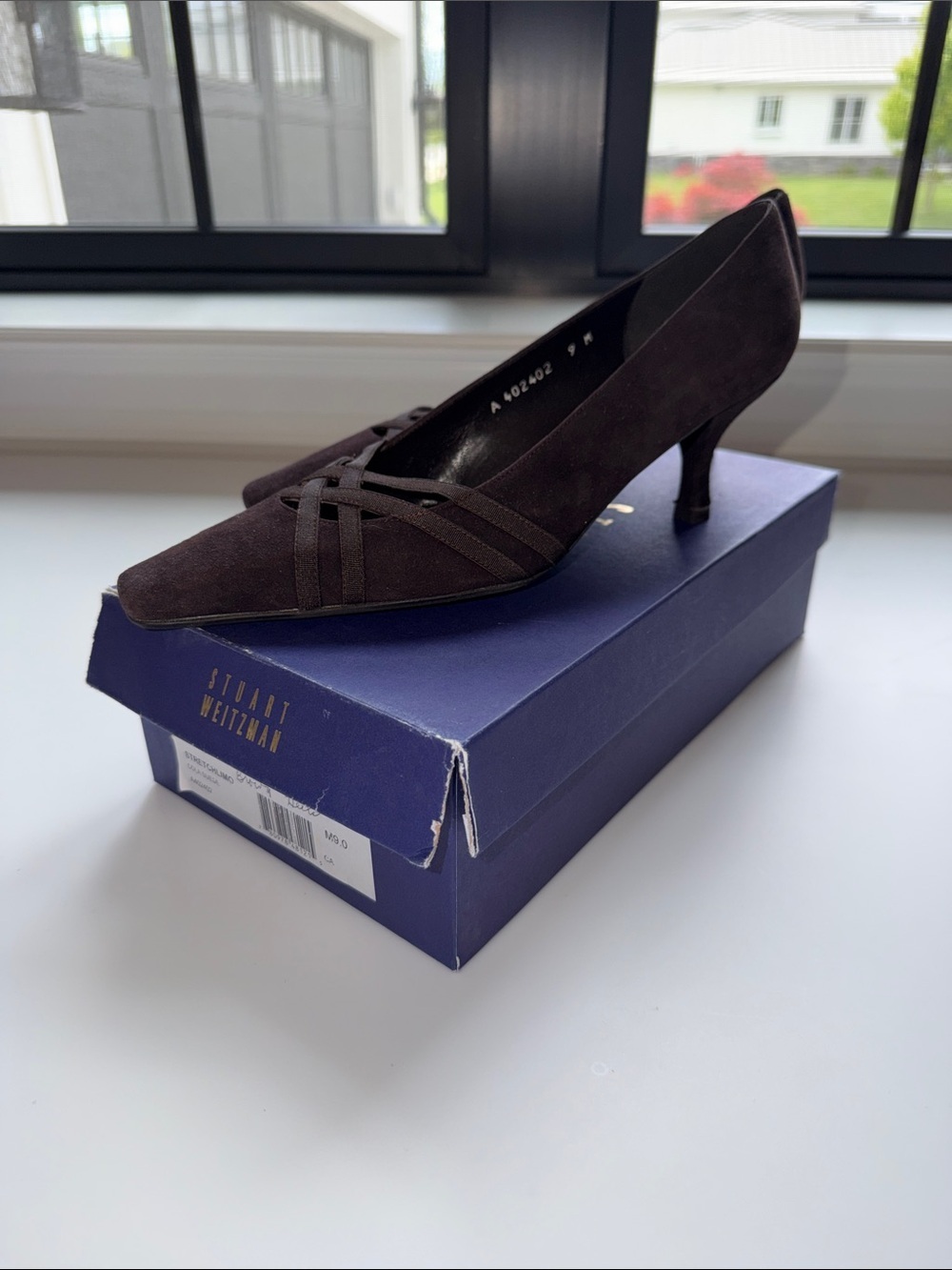 Stuart Weitzman Dark Brown Suede Kitten Heel Pumps